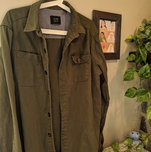 Globe Olive Green Button Up Men (W.Boyfriend Fit)